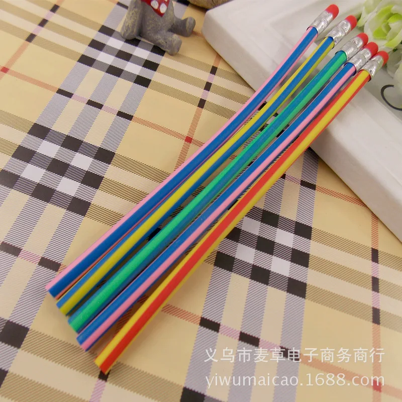 Crayon Pliant Arc-en-ciel Doux et Constant de 18cm, Accessoire d'Écriture pour Étudiant, Produit de Nouveauté Créatif et Magique