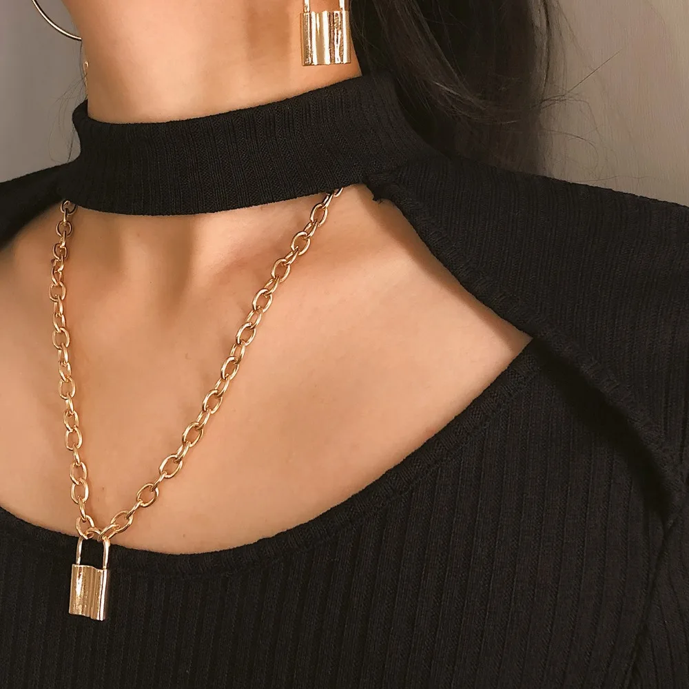 10148992483_1827179314