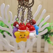 Отпечатанные по уникальному и творческий изысканный Ключ Подвески, Рождественская шапка, с принтом «маленькая звезда»; полимерный брелок небольшие подарки бутик поставки Товары