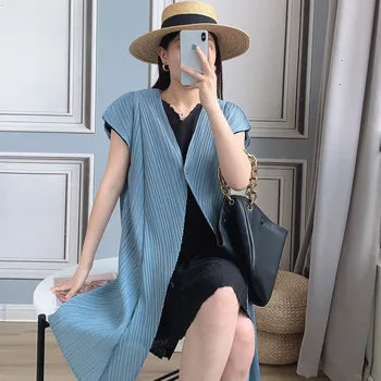 

WOMENGAGA Pleated Female Short Sleeve 2020 New Loose Temperament Cardigan Women's Solid Patchwork Casual Thin Coat Button B006