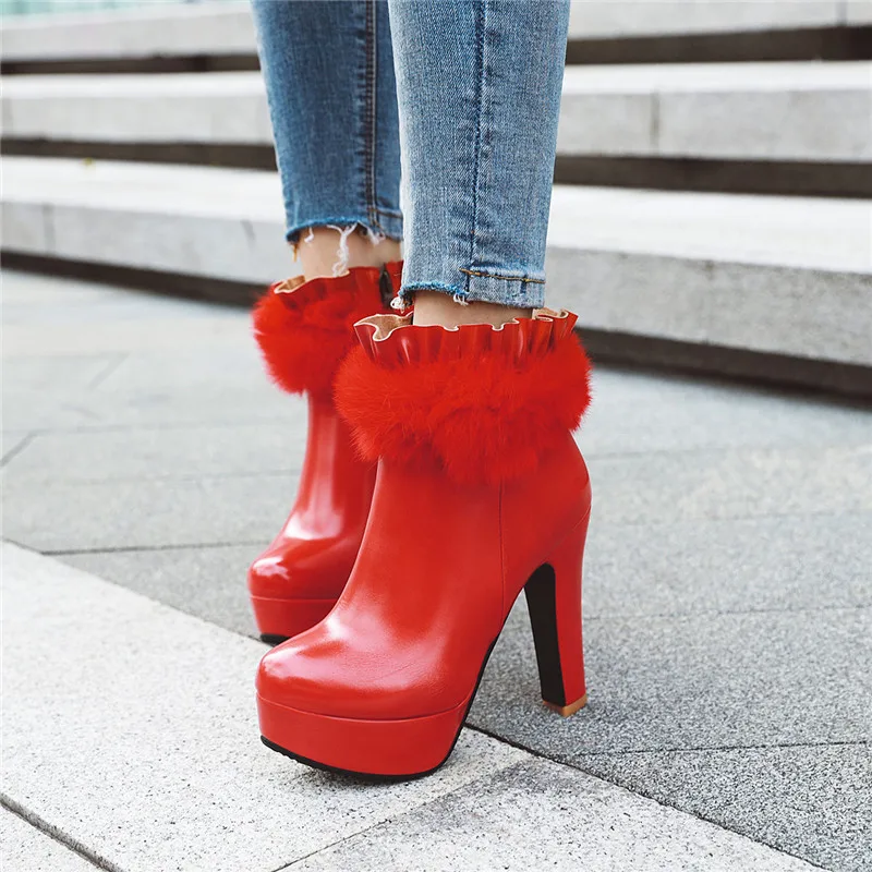 

Fashion 2019 Winter High Heel Boots Ruffles Fur Designer Womens Party Bride Wedding Shoes Red White Platform Ankle Boots