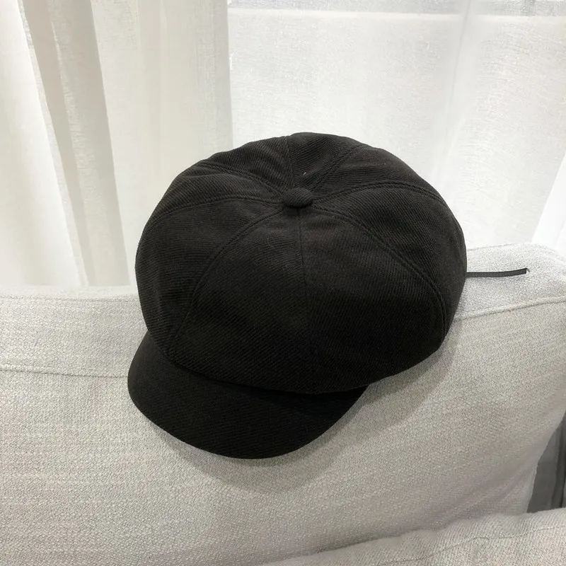 [EAM] женские разноцветные складные шляпы для рыбалки, новые круглые купольные темпераментные модные Универсальные весенне-осенние 20201D140 - Цвет: black