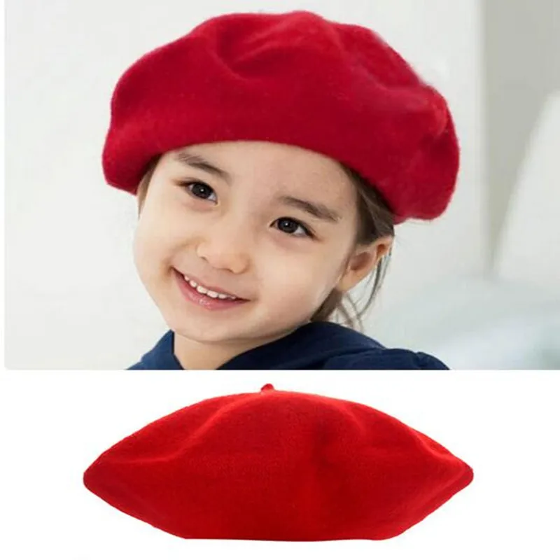 красный берет дети. красная беретка. девочка в красной беретке. детские беретки. красный берет дети.