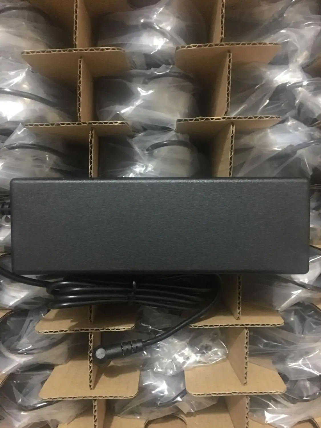 ТВ адаптер питания для ACDP-085E03 19,5 V 4.36A тест