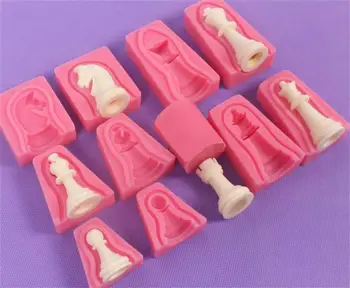

12pcs/set International Chess King Queen Knight Double-Sided Fondant Cake Chocolate Molds for Kitchen Baking FTM989
