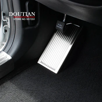 

High Quality Stainless steel foot inner Brake Rest lamp frame trim Break Pedal moulding For Kia Sportage QL 2018 Car Accessories