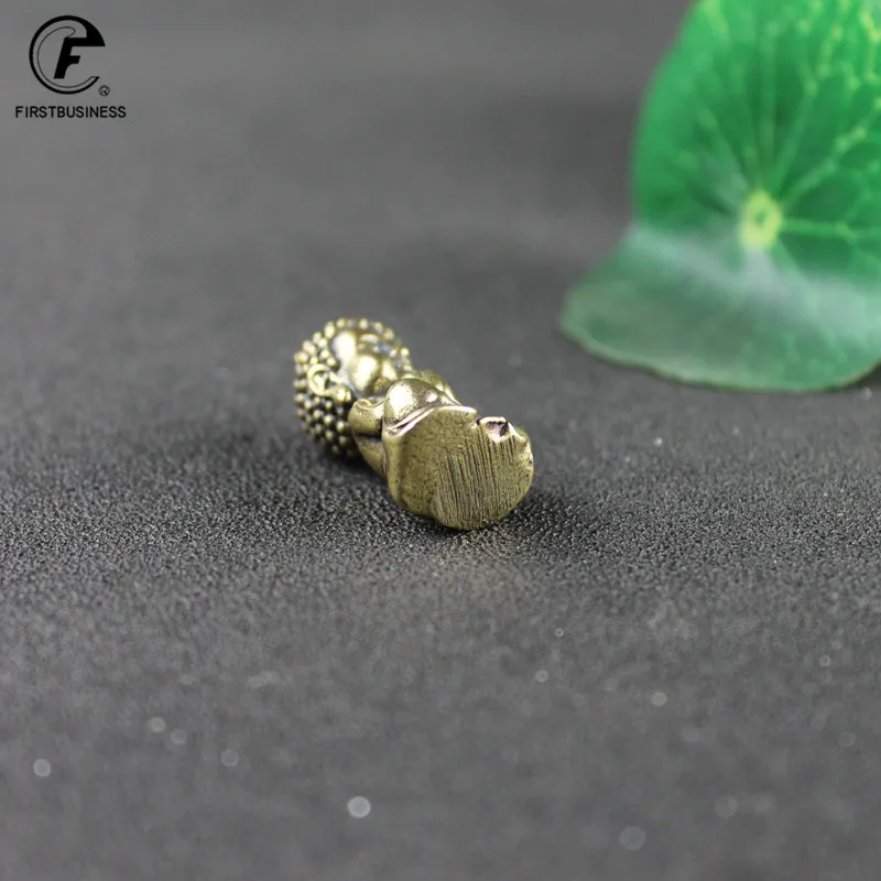 Copper Little Baby Buddha Statue Miniature Figurine Home Decoration Car Keychains Brass Teahouse Girl Children's Backpack Gifts Baby Buddha Keychains