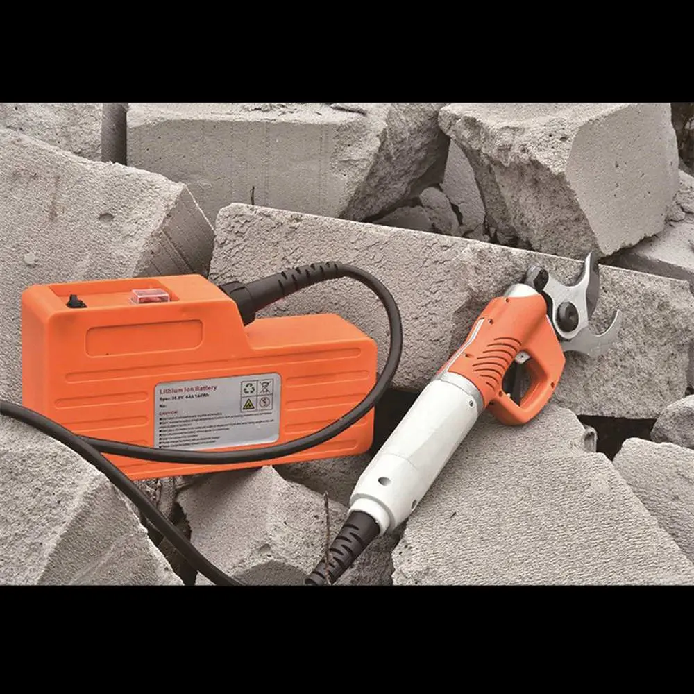 ELEG-Adjustable Cutting Torch Circle Compass