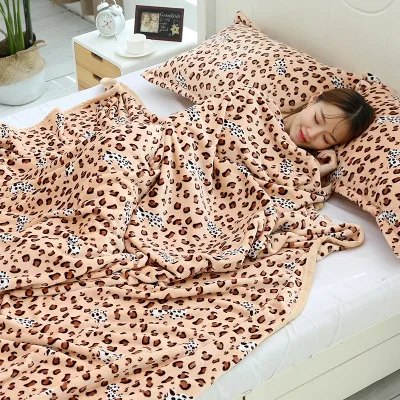 spots Flannel thicken blankets large Soft sheets for beds new Year's gift for home blanket Super Throw for Sofa Bed covers blanket - Цвет: spots