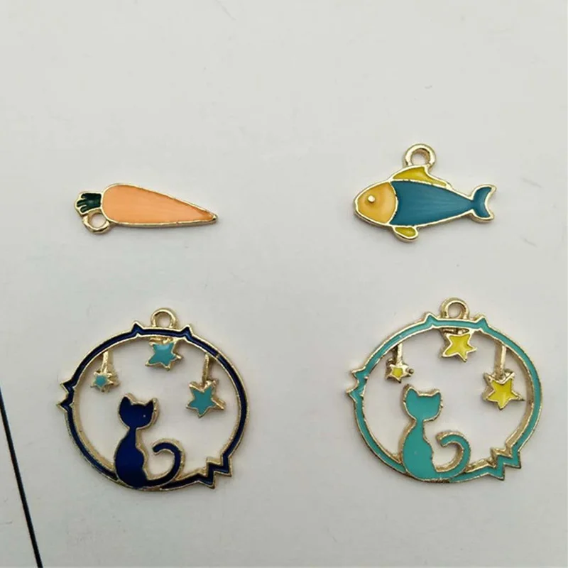 10 шт. эмалированные Мультяшные подвески для котят рыб моркови кота звезды
