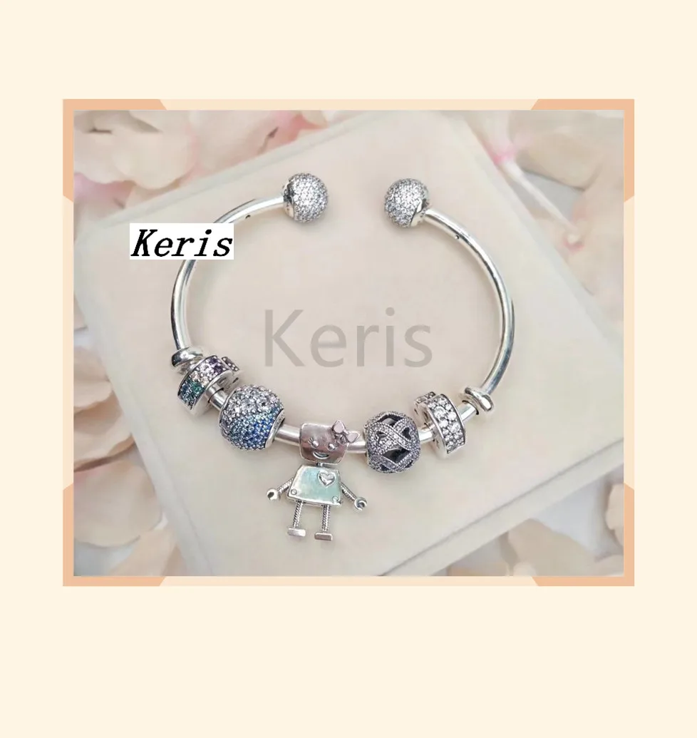 

High Quality 1:1 100% Silver New Robot Design Heart Clasp Opening Bracelet Free Delivery