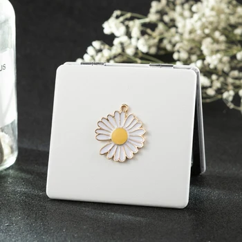 

Hot Daisy Flower,Mini Pocket Cosmetic Beauty makeup mirror,2face PU Leather Portable Magnifying Folding mirror,Party Favors Gift