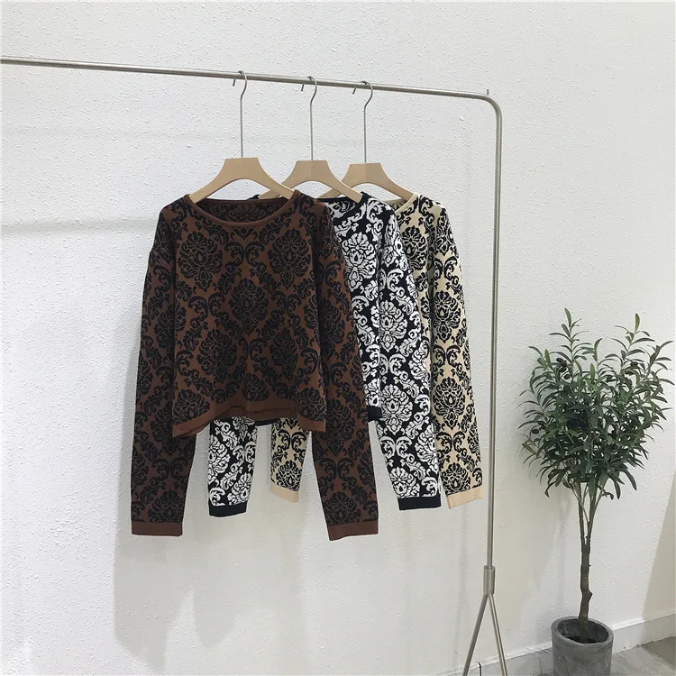 12715950750_421263737