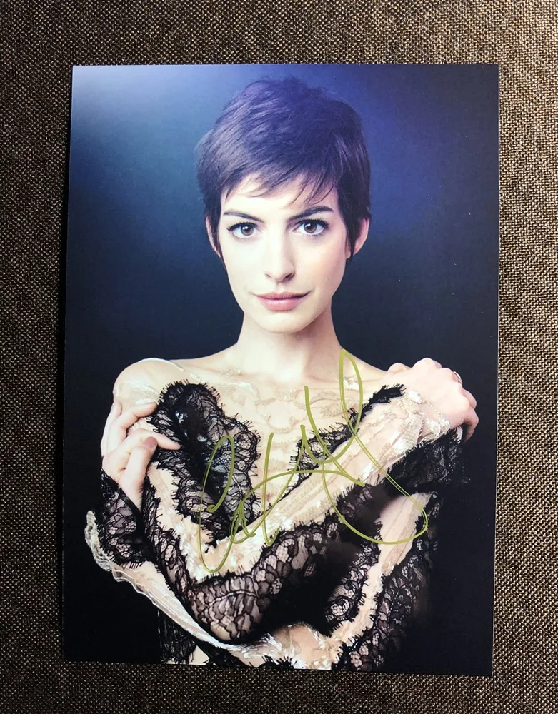 1 Ручной подписанный Anne Hathaway фото с автографом 5*7 автограф 112019P6 - Цвет: 1