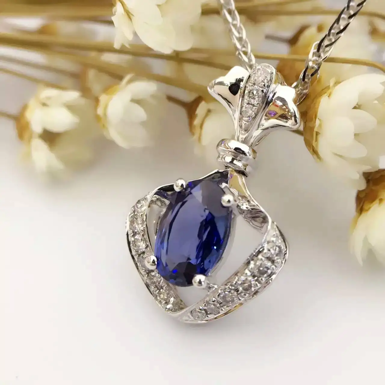 1.079ct+ 0.117ct 18K белое золото натуральный сапфир и кулон ожерелье с бриллиантами инкрустированные Завод Новое поступление ювелирные изделия