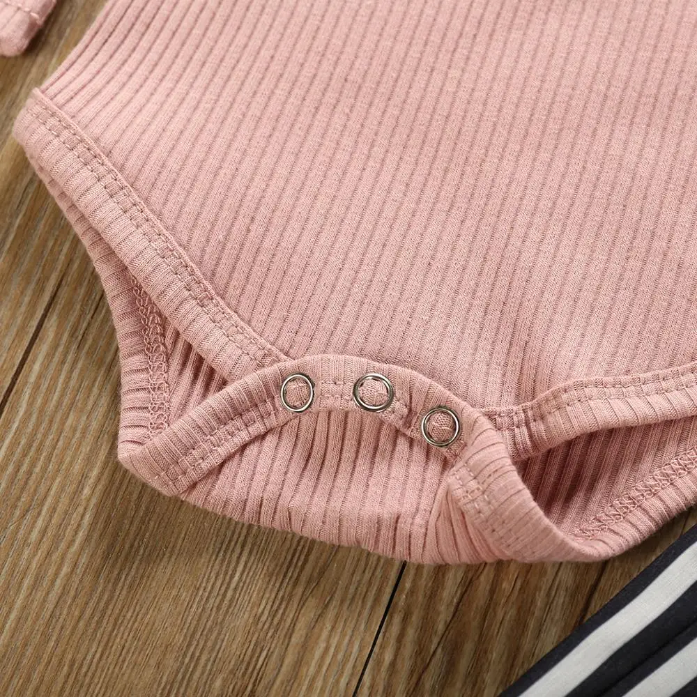 Новая осенняя одежда для маленьких девочек хлопковый Розовый боди с длинными рукавами, брюки в полоску, комплект из 2 предметов, комплект одежды для новорожденных девочек