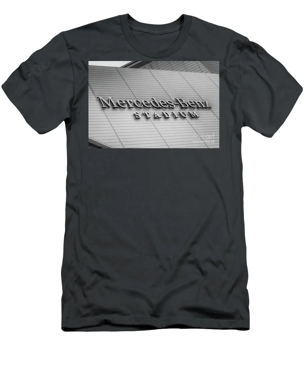 Название означает что все Mercedes-Benz Stadium Atlanta N F L 2019 Art Men'S T-Shirt |