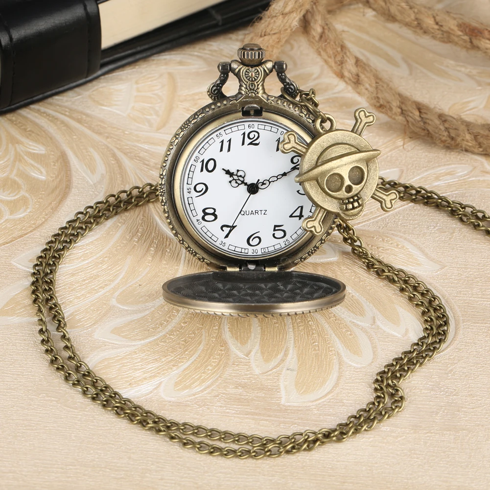 Classic One Piece Pattern Pocket Watch for Men Big Round Dial Clock for Women Retro Bronze Slim Chain Pendant relogio de bolso