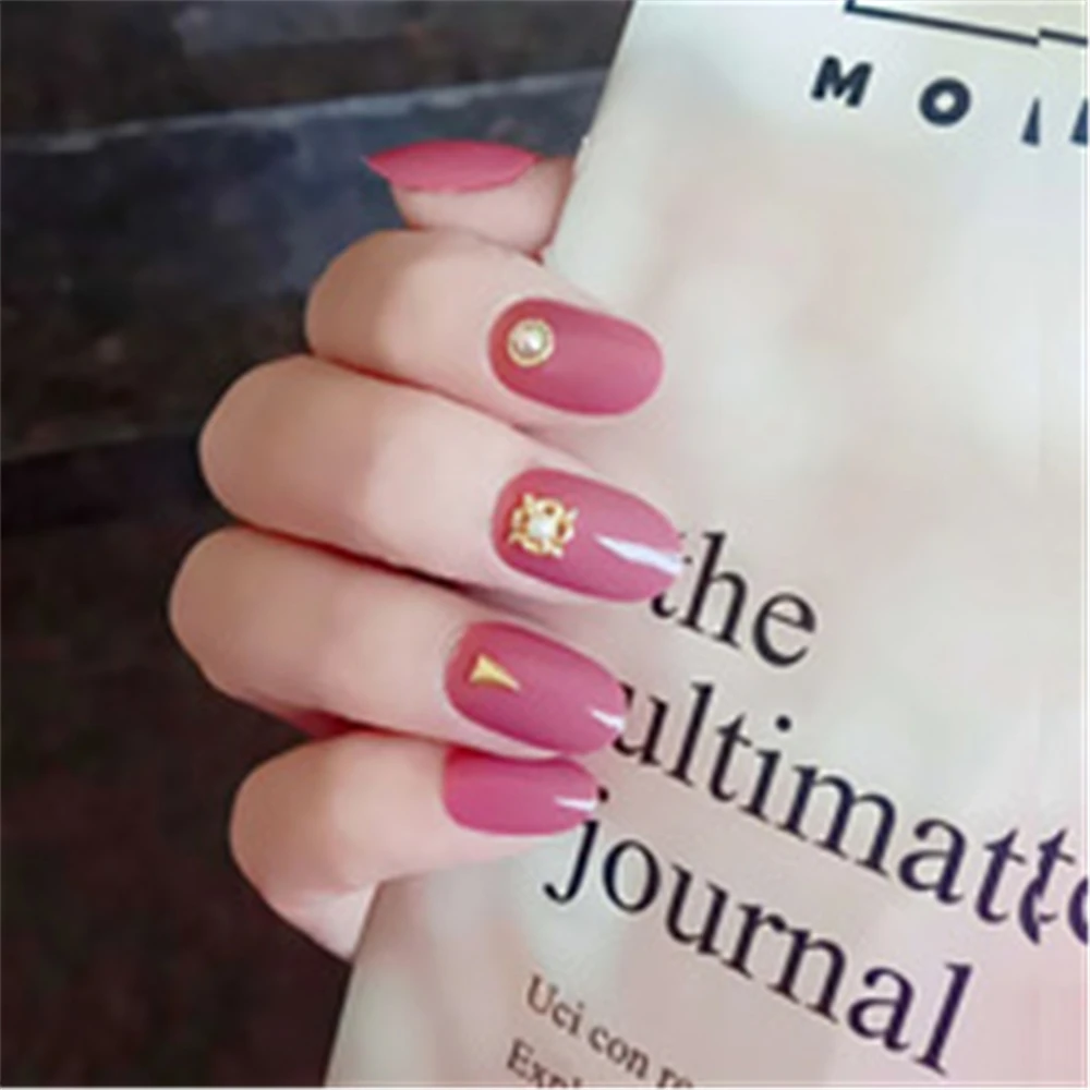 Luxury False Nails Nude Pink Glitter Golden Line Decoration Extra Long Fake Nails Stiletto Pigment Designer 1 Luxury False Nails Nude Pink Glitter Golden Line Decoration Extra Long Fake Nails Stiletto Pigment Designer 4