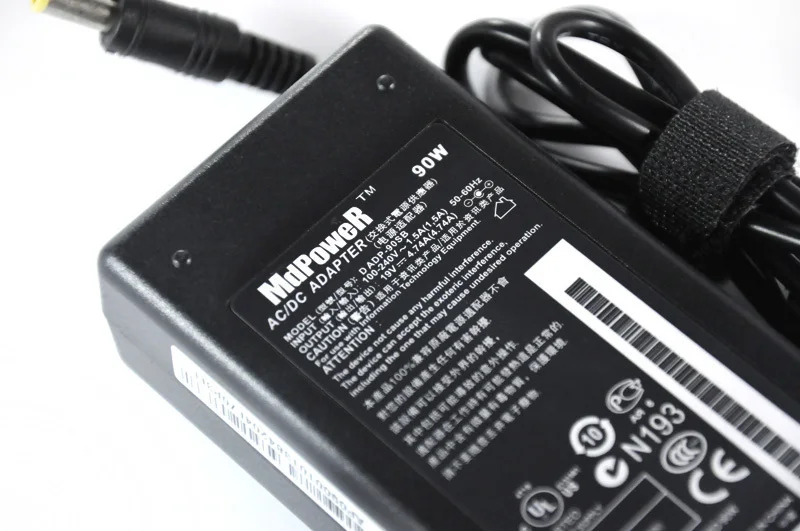 For samsung R580 R590 R610 R65 R540 R560 R580 R610 R65 R700 RC530 RF509 RF510  laptop power supply AC adapter charger 19V 4.74A external fan for laptop