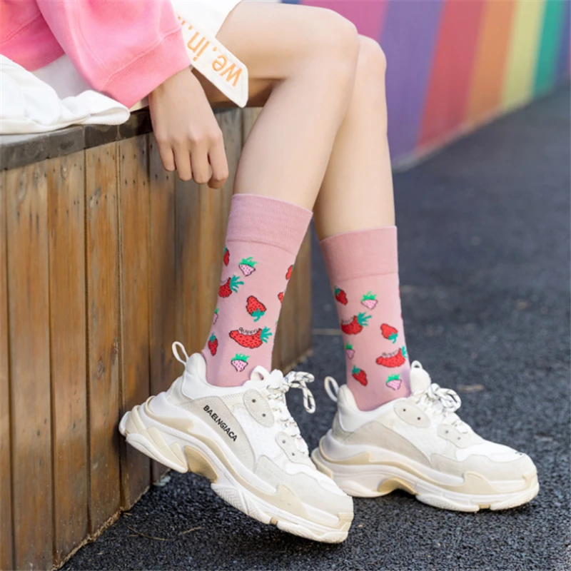 Женские носки с клубничками Moda sockmark Harajuku каваи счастливые 2020 Новое поступление