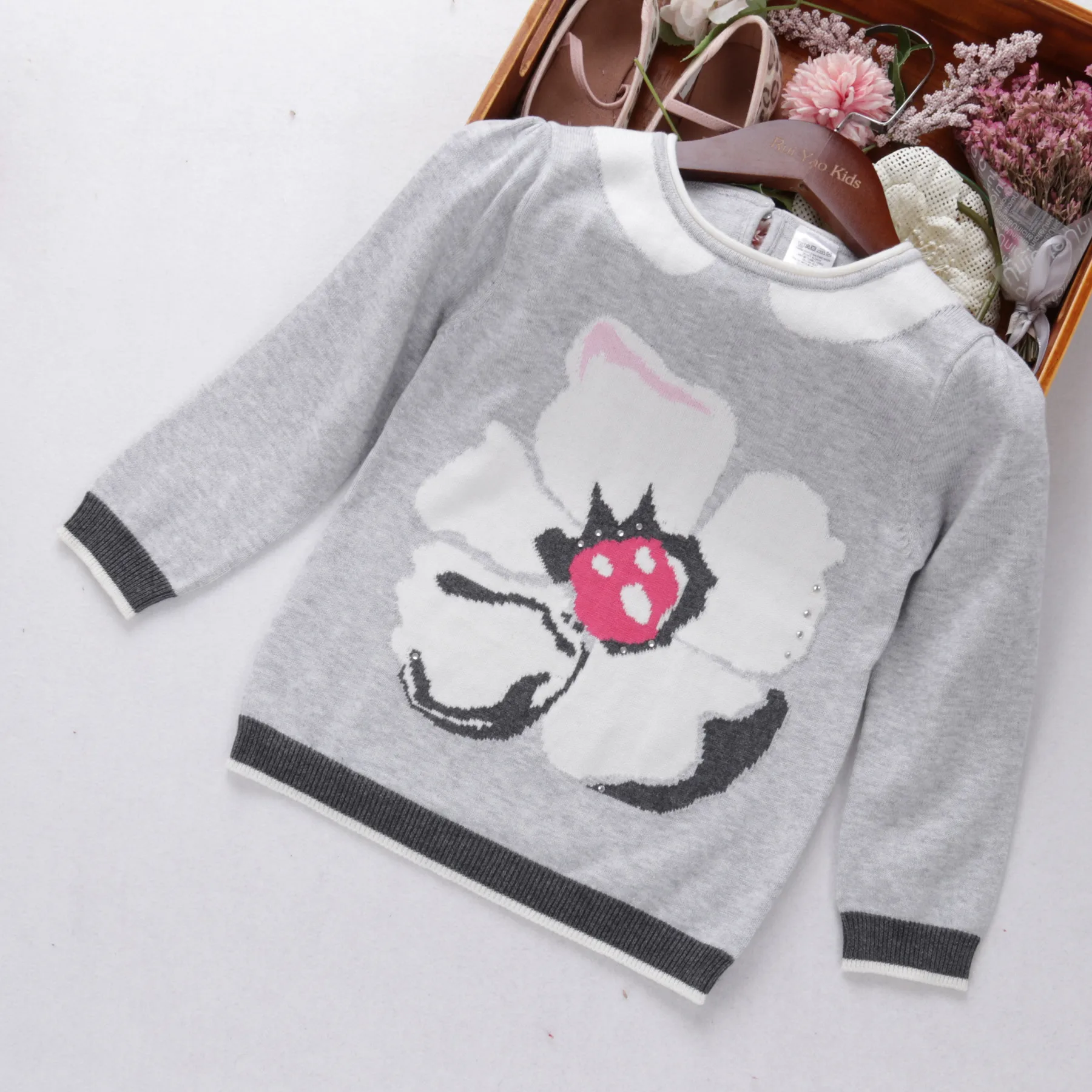 Пуловеры для девочек; свитер для малышей; детская одежда; осенний модный детский свитер с цветочным принтом; одежда для малышей; YGR1942