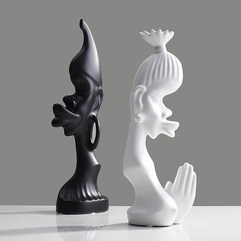 

Nordic home decor modern minimalist living room TV cabinet wine cabinet creative lovers character ceramic ornaments wedding