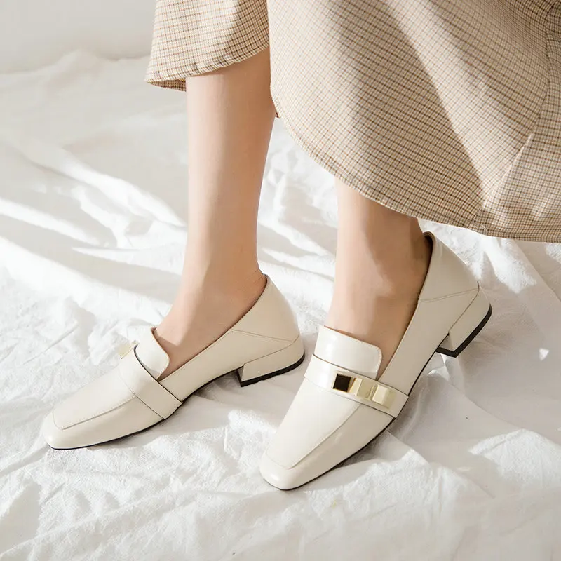 

New 2020 Genuine Leather Women Square Heel Slip on Female Loafers Spring Casual Shoes Ladies Beige Pink Color Shoes