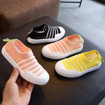 

Children Skate Shoes Breathable Casual shoes for Boys Girls Soft Bottom Spring Autumn set of feet Sneakers SJT005