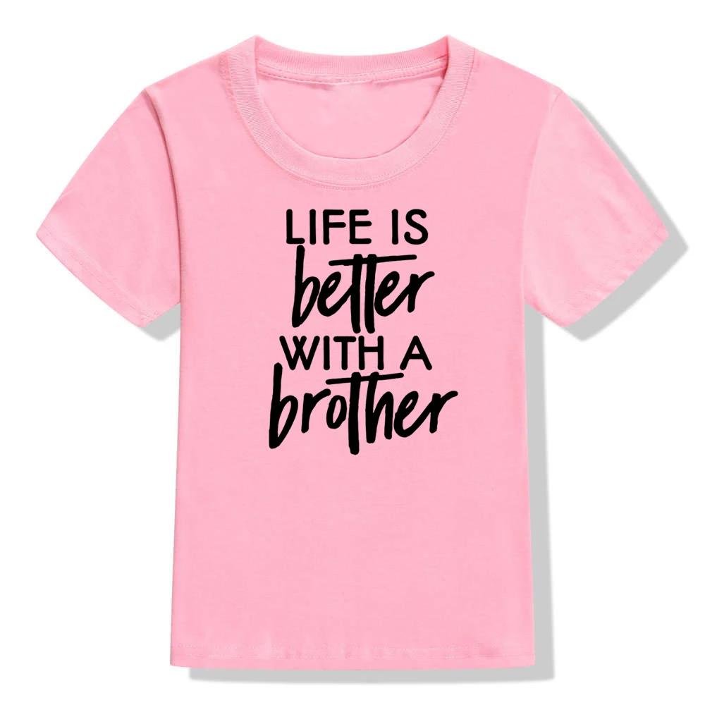 Забавная детская футболка с надписью «Life Is Better with A Brother» летние футболки с надписью «Friends Brothers Cousins» модные детские футболки с короткими рукавами