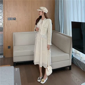 

Women Clothes Jacket 2019 Autumn New Pearl Buckle Feather Preparation Short Coat Women Coats And Jackets Women
