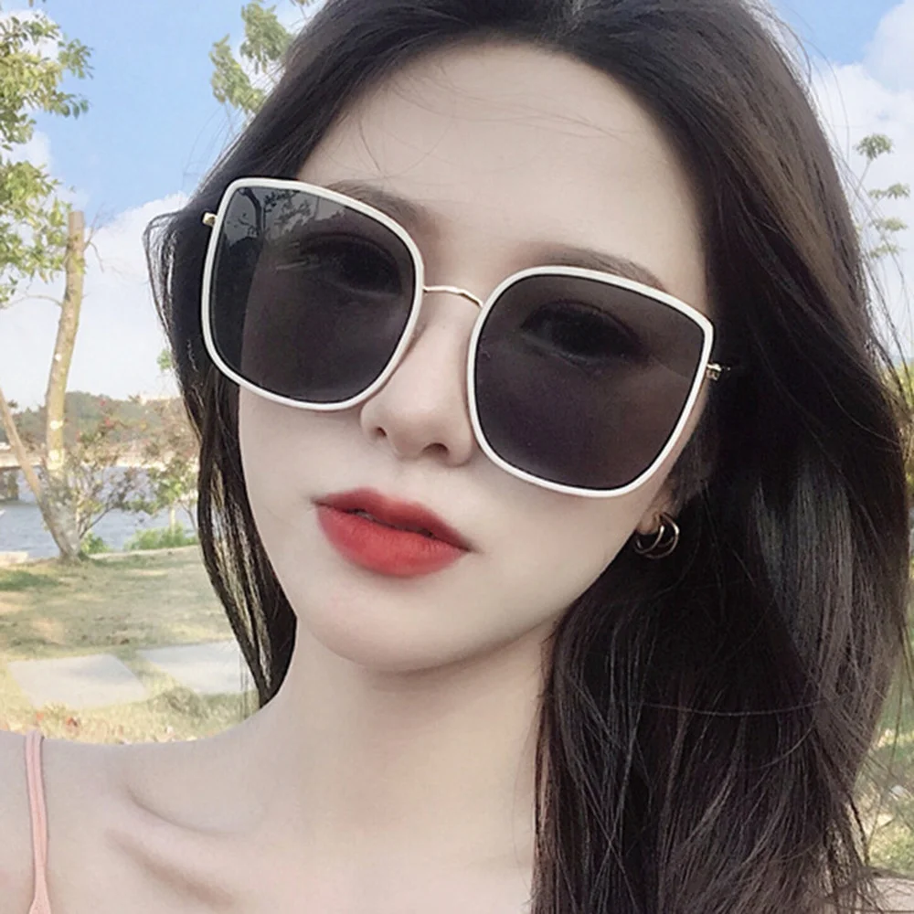 PROD 1005003111806684 2021 New Ladies Oversized Thin Border Square
Sunglasses Women Brand Designer Fashion Tinted color Lens Sun Glasses
Female UV400