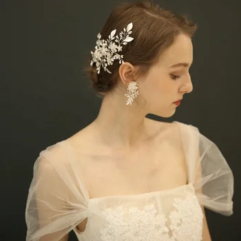 

Handmade Pretty Silver Floral Bridal Hair Clip Hair Jewelry Wedding Hair Accessory