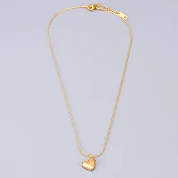 

2020 Fashion Heart Pendant Necklace Titanium Stainless Steel Jewelry Love Necklace for Woman Couples Accessory