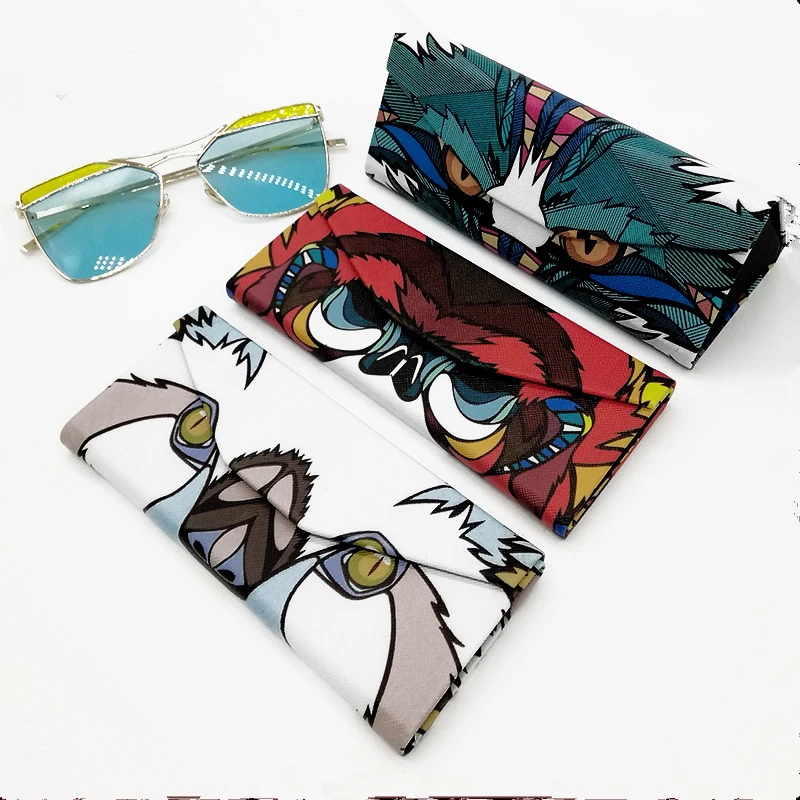 

High Quality Triangle Foldable Glasses Case Cartoon Animal Eyeglasses Sunglasses Caee Box