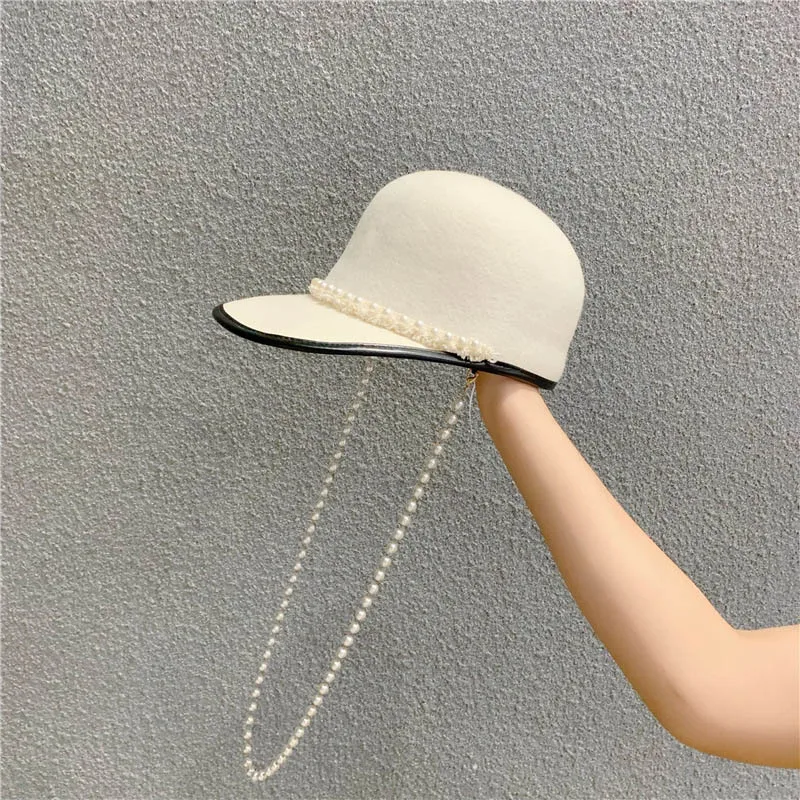 QDKPOTC, новинка, Осень-зима, женская, шерсть, Fedoras, английская Мода, перламутровые ремешки, фетровая шапка, маленькая, ароматная, ветровая, конная шапка