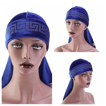 

Hair Coloring Men‘s Luxury Velvet Durags Long Tail Pirate Cap Round Shape Rhinestone Flannel Hat Hip Hop Head Bandana Cover