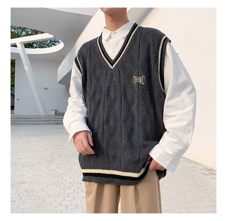 2020 Autumn Men's Lovers Clothing V-Collar Sweater Vest Students Knitting Loose Pullover Grey/white/green Color Sweater M-XL men's round neck sweaters