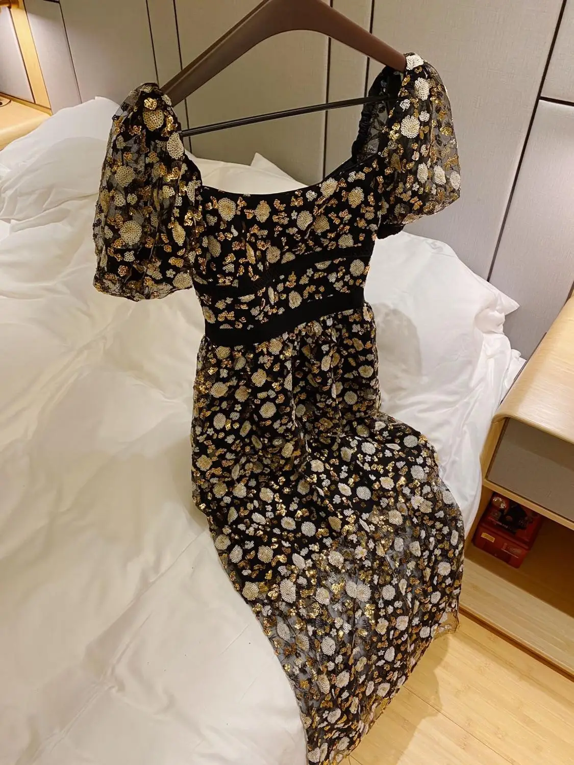 Luxury Sequins Dress 2020 Autumn Runway Designer