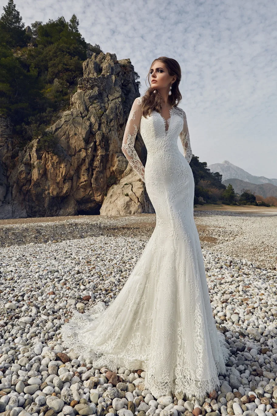 

Modest Slim Waist Mermaid Wedding Dresses Full Lace Long Sleeves Open Backless Bridal Gowns Customized Robe De Mariee Plus Size