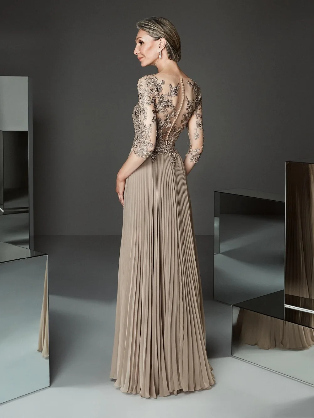 Mother Bride Dresses Women Party Dresses Elegant Champagne Mother of Bridal Dresses Lace Appliques Half Sleeve Long Wedding Party Guest Dress