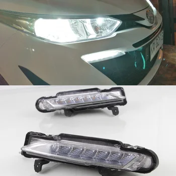 

For Toyota yaris - Car Styling AUTO DRL Daylight Car Daytime Running Lights Set With Yellow signal light 12V