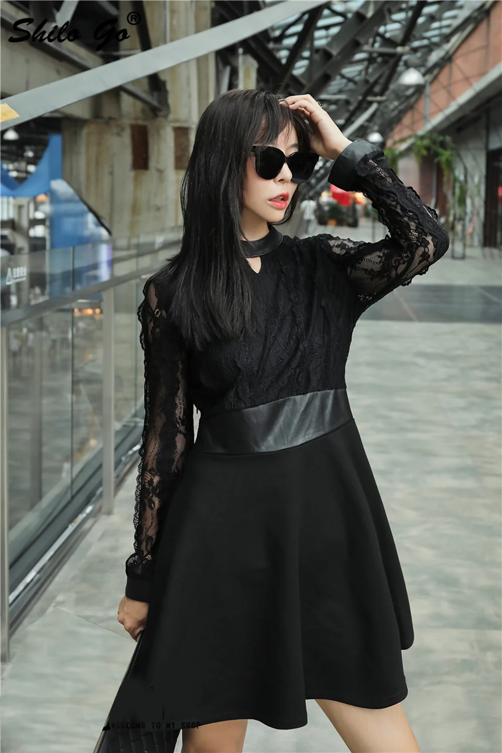 Genuine Leather Dress Elegant Mock Neck Cut-and-Sew Lace Panel Long Sleeve Dress Women Autumn Black Fit and Flare A Line Dresses