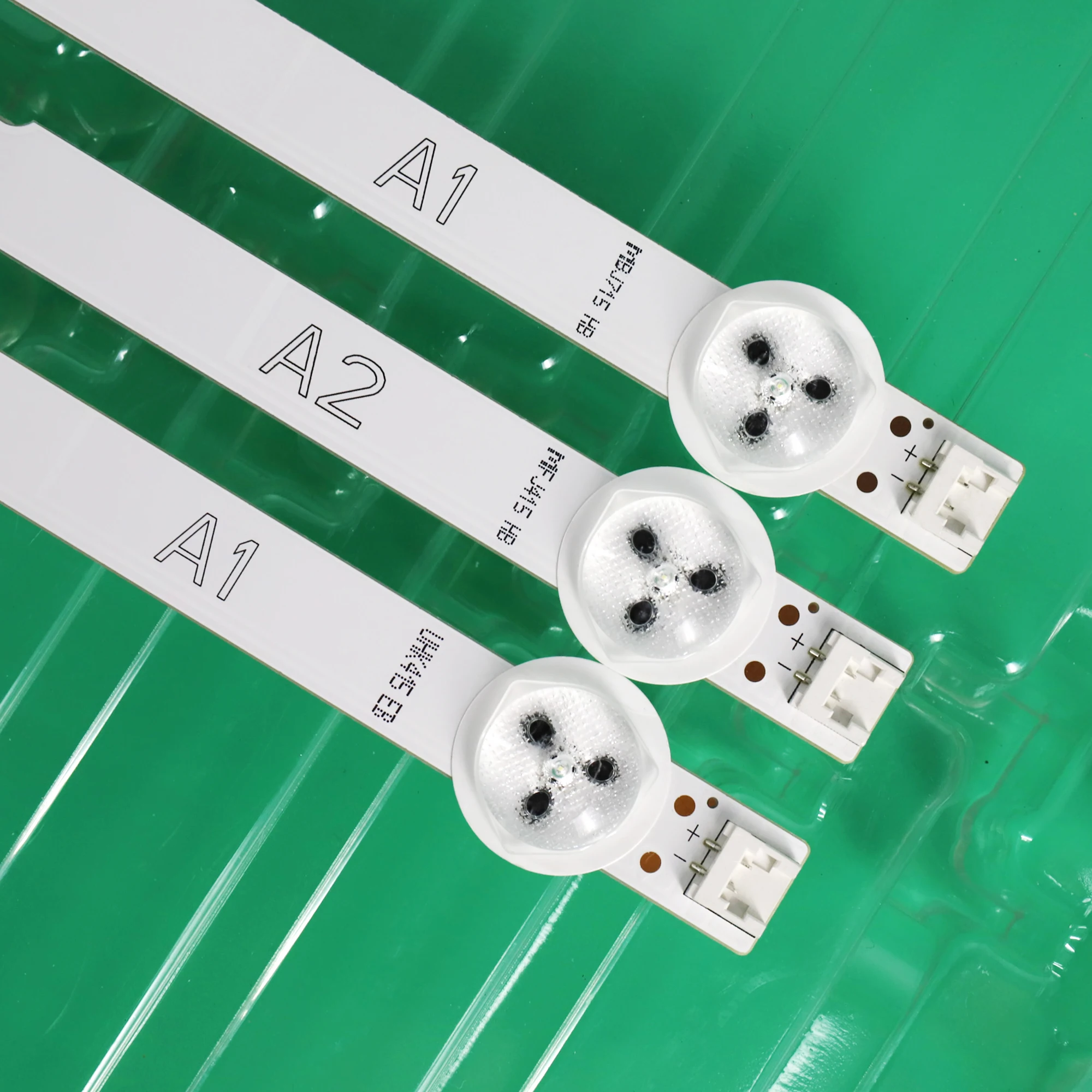 Barra de Luz de Fundo Led 32 Row2.1 6916l1204a 1105a 1205a 6916l-1106a 7leds 630 mm Novo Pcs a1 a2 - Imagem 2