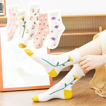 

2 Pairs Autumn Woman Socks Winter Japanese Universe Series Cute Starry Sky Fashion Tube Socks Women Kawaii Funny Socks