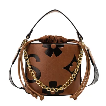 

Etro Fashion Female Handbag 2020 New Embossed Pattern Female Bag Designer Handbag Bucket Shoulder Bag Chain Decoration 5colours
