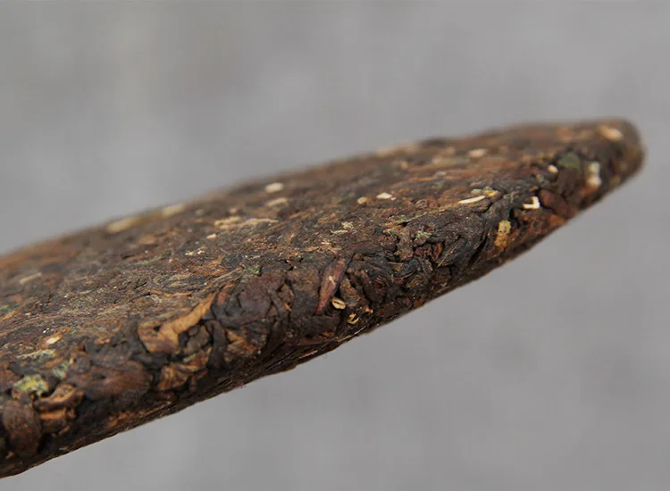 Nuo-xiang Pu'er чай, приготовленный чай Menghai, семизерный торт Nuo-xiang Pu'er, чай, торт, 357 г