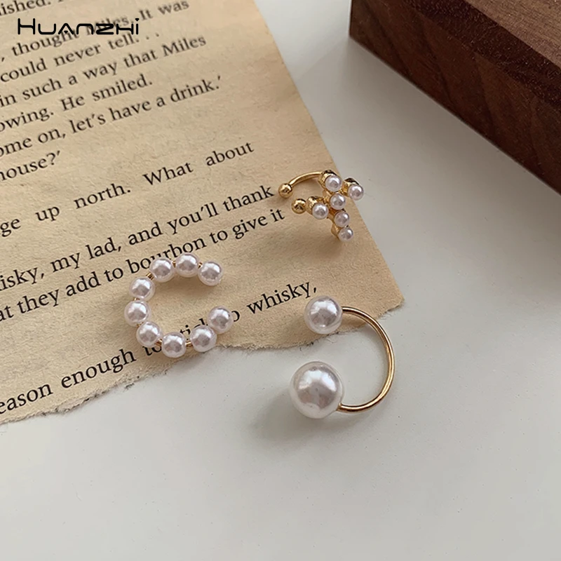 

HUANZHI 2019 Korean Pearl Cross Geometric Circle C Shape Gold Metal Ear Bone Clip Earrings for Women Girls Party Sweet Jewelry