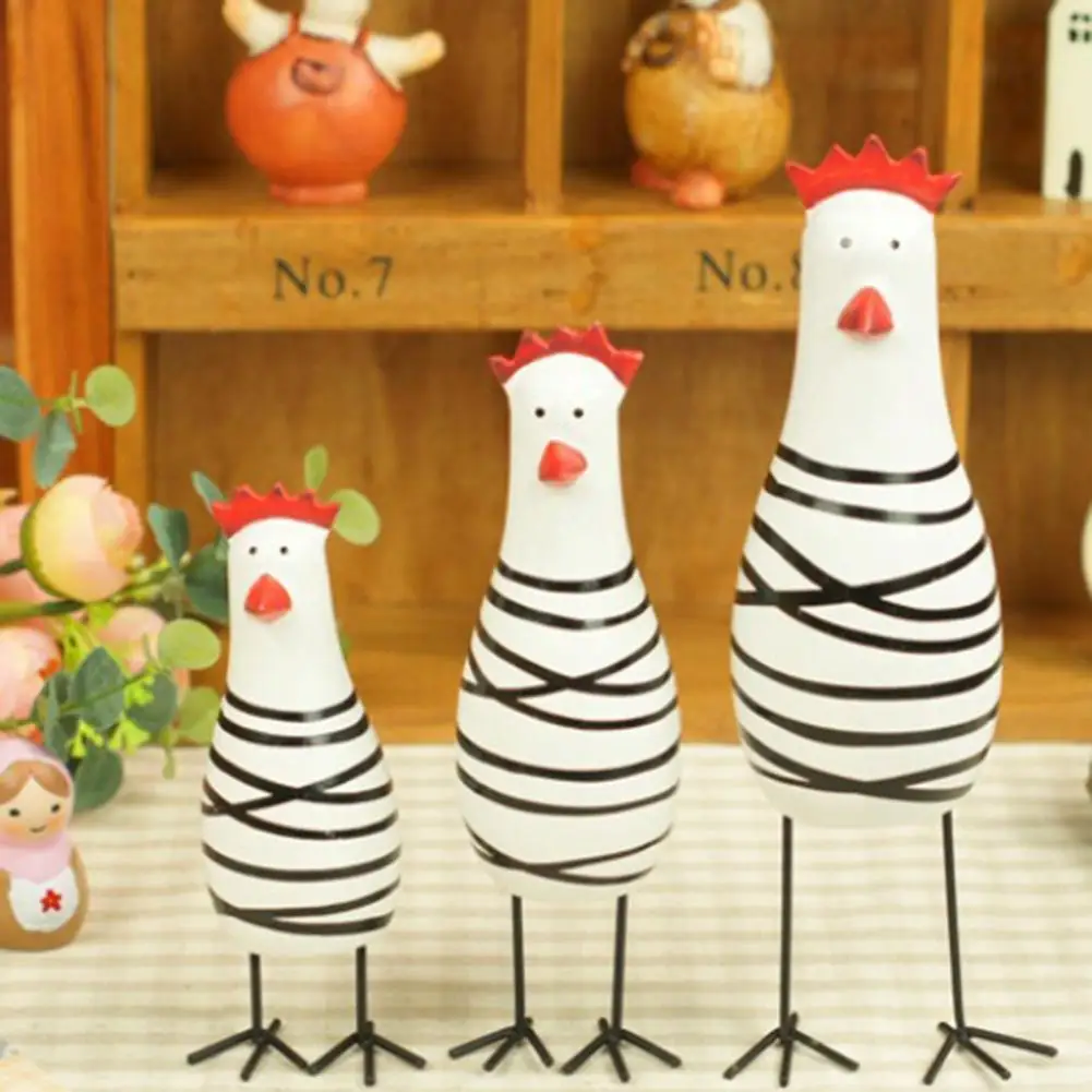 3Pcs/Set Painted Chicken Ornament Handmade Collectable Wood Showcase Carved Chicken Figurine Gifts