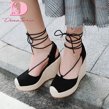 

Dora Tasia 2020 Brand Design Big Size 43 Flock Women Sandals Wedges Round Toe Platform cross-tied Pumps Summer Party Woman Shoes